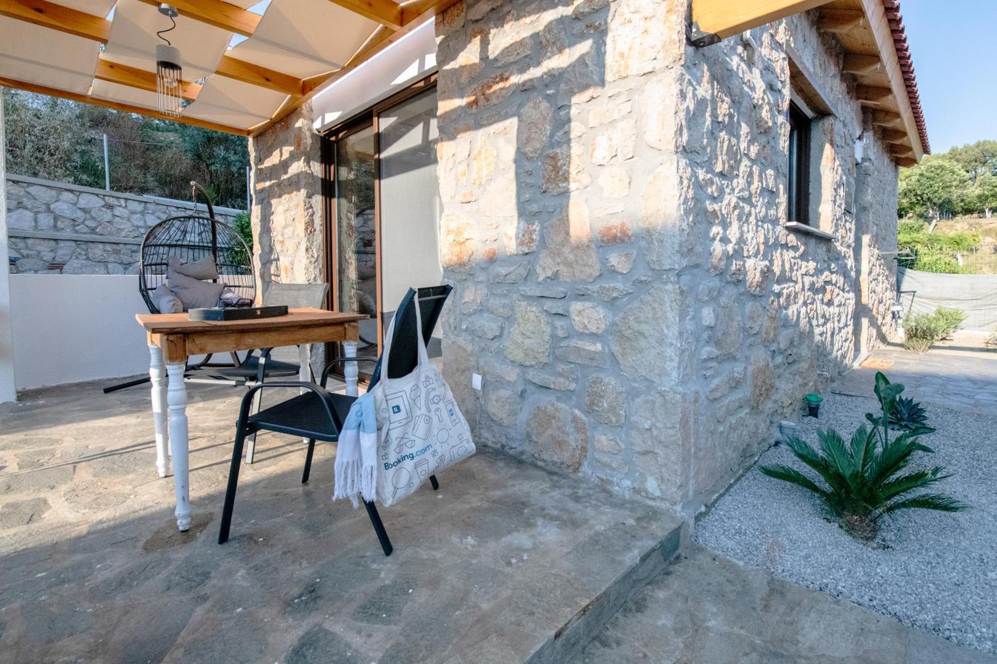 To Stolidi Tis Psinthou Villa Psinthos ภายนอก รูปภาพ